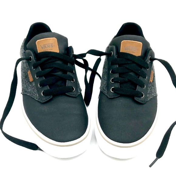 Vans - Picture 4 of 6